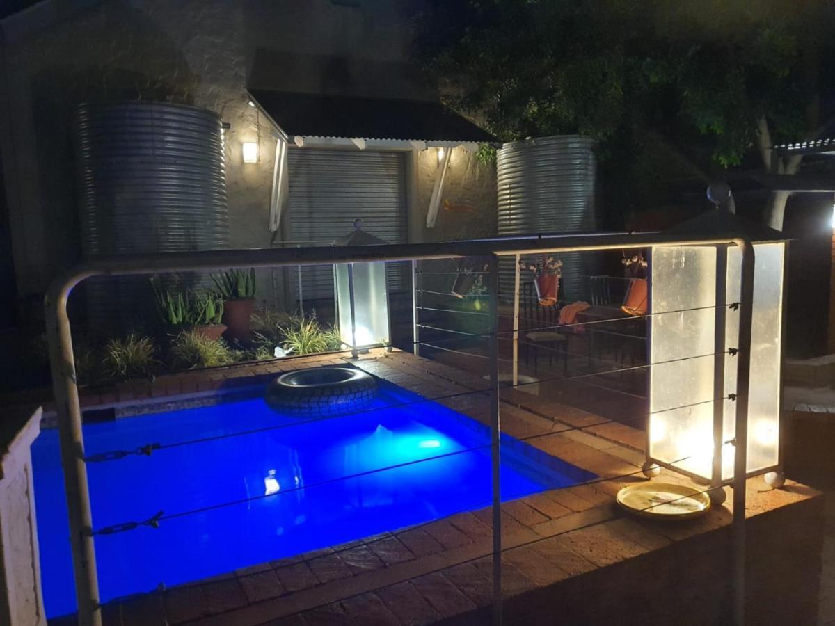Villa Paradiso Hartbeespoort Bagian luar foto