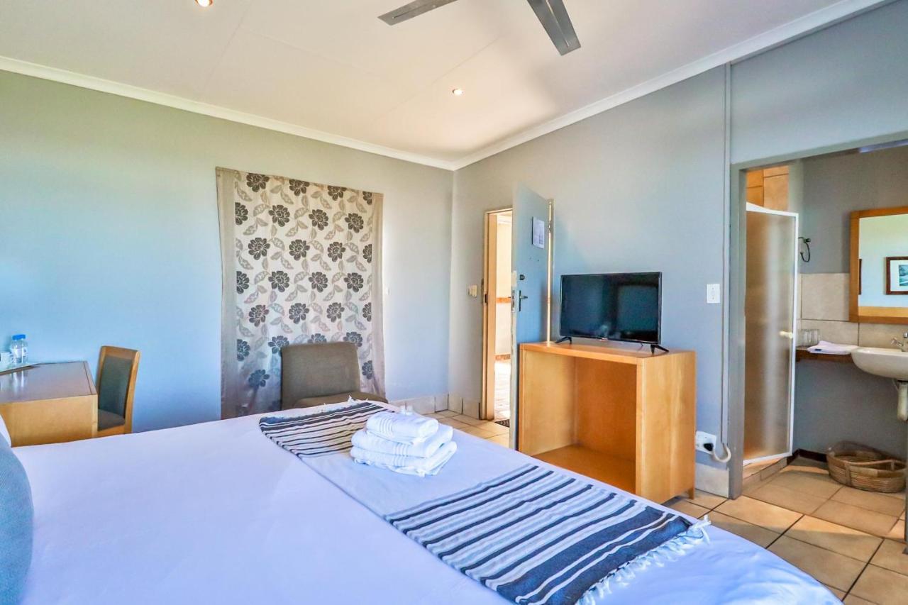 Villa Paradiso Hartbeespoort Bagian luar foto