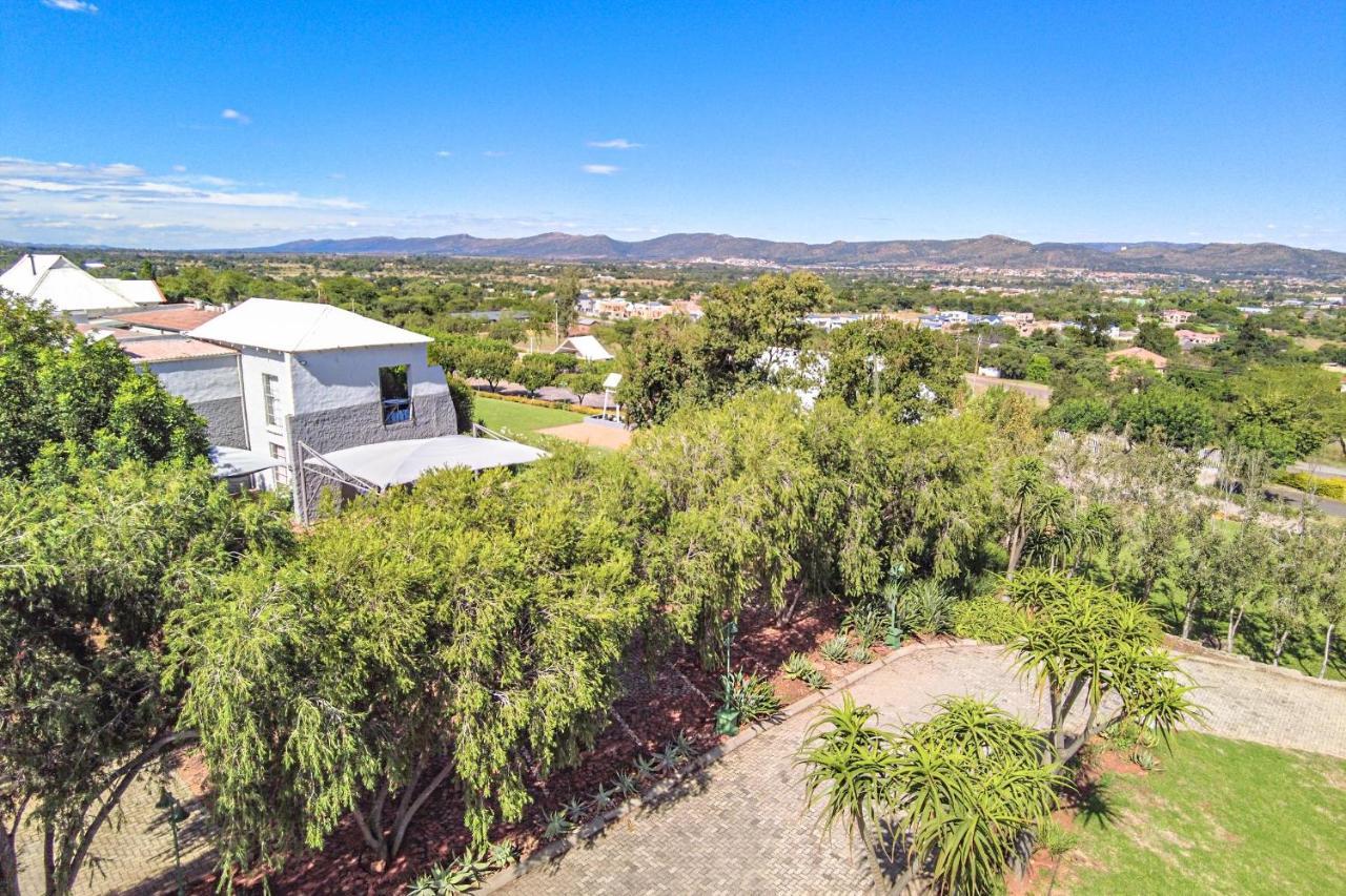 Villa Paradiso Hartbeespoort Bagian luar foto
