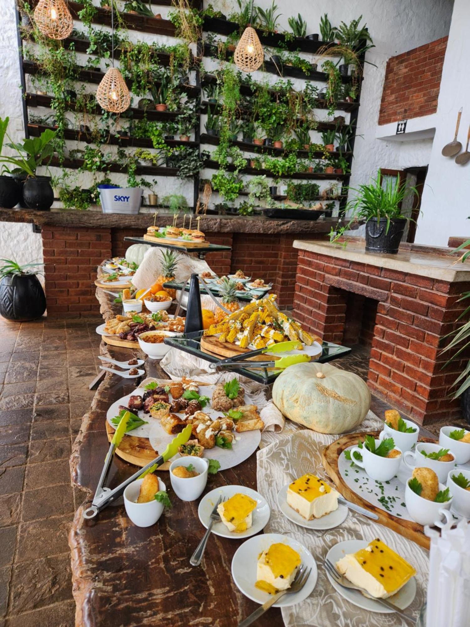 Villa Paradiso Hartbeespoort Bagian luar foto