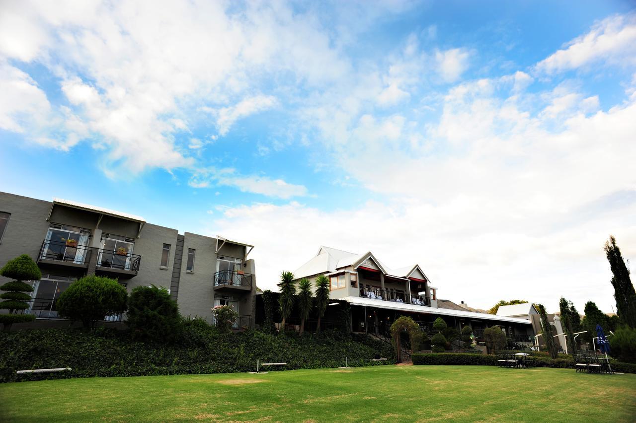 Villa Paradiso Hartbeespoort Bagian luar foto
